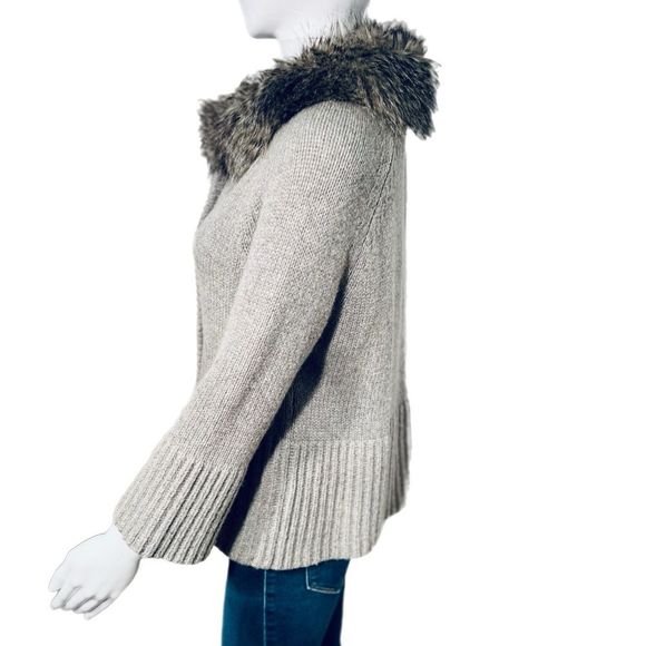 Ann Taylor Sweaters - Ann Taylor Button Down Fur Collar Sweater - Merino Wool